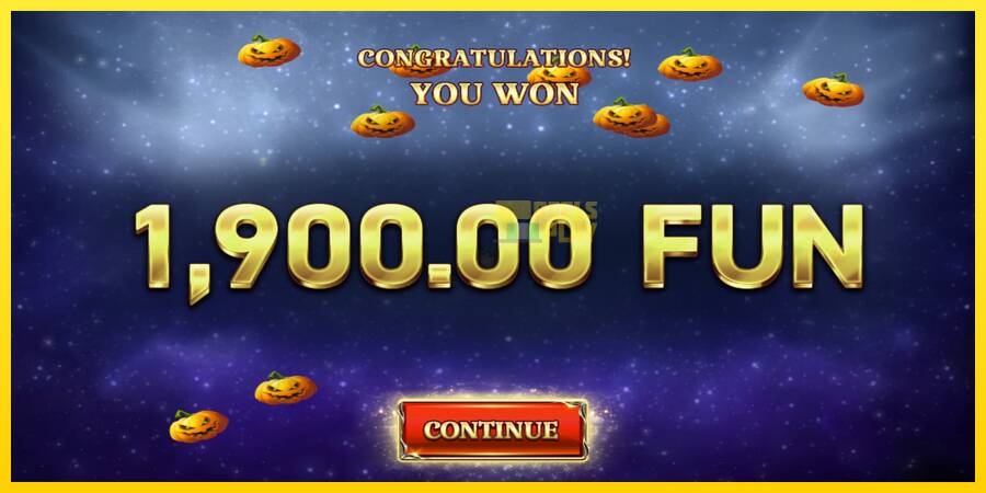 Сурет 4 ойын машинасы 9 Coins Grand Platinum Edition Halloween Jackpot